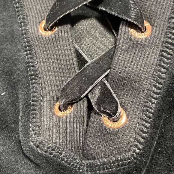 Betsey Johnson Performance Velour Criss-Cross Pullover Sweatshirt Black Small Ne - Picture 4 of 14